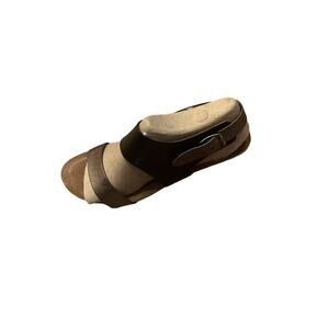 Sofft Vanita Wedge Leather Sandals Open Toe Buckle Black Womens Size 9W NWOB